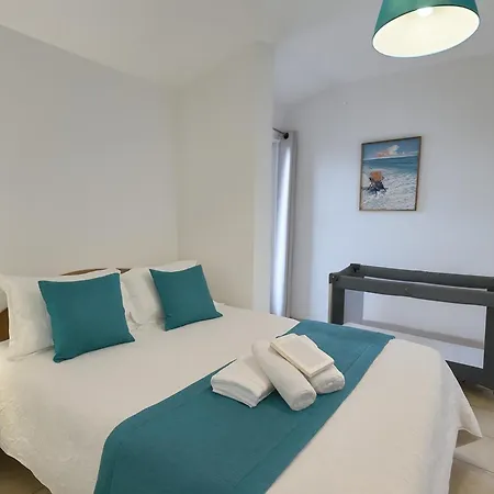 Mini Dans Calme Wifi Piscine A Pied Villa Serra-di-Ferro (Corsica)