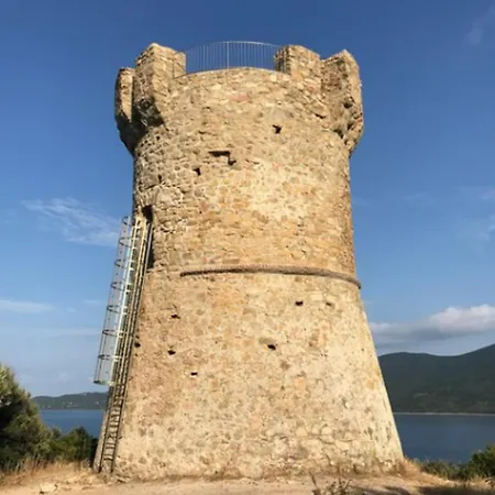 Minivilla Mit Gartenblick In Ruhiger Residenz Wifi Schwimmbad Zu Serra-di-Ferro (Corsica)
